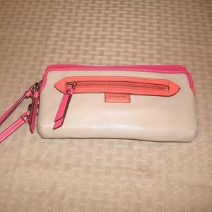 Coach Daisy Spectator 2X Zip Wristlet Wallet MINT!